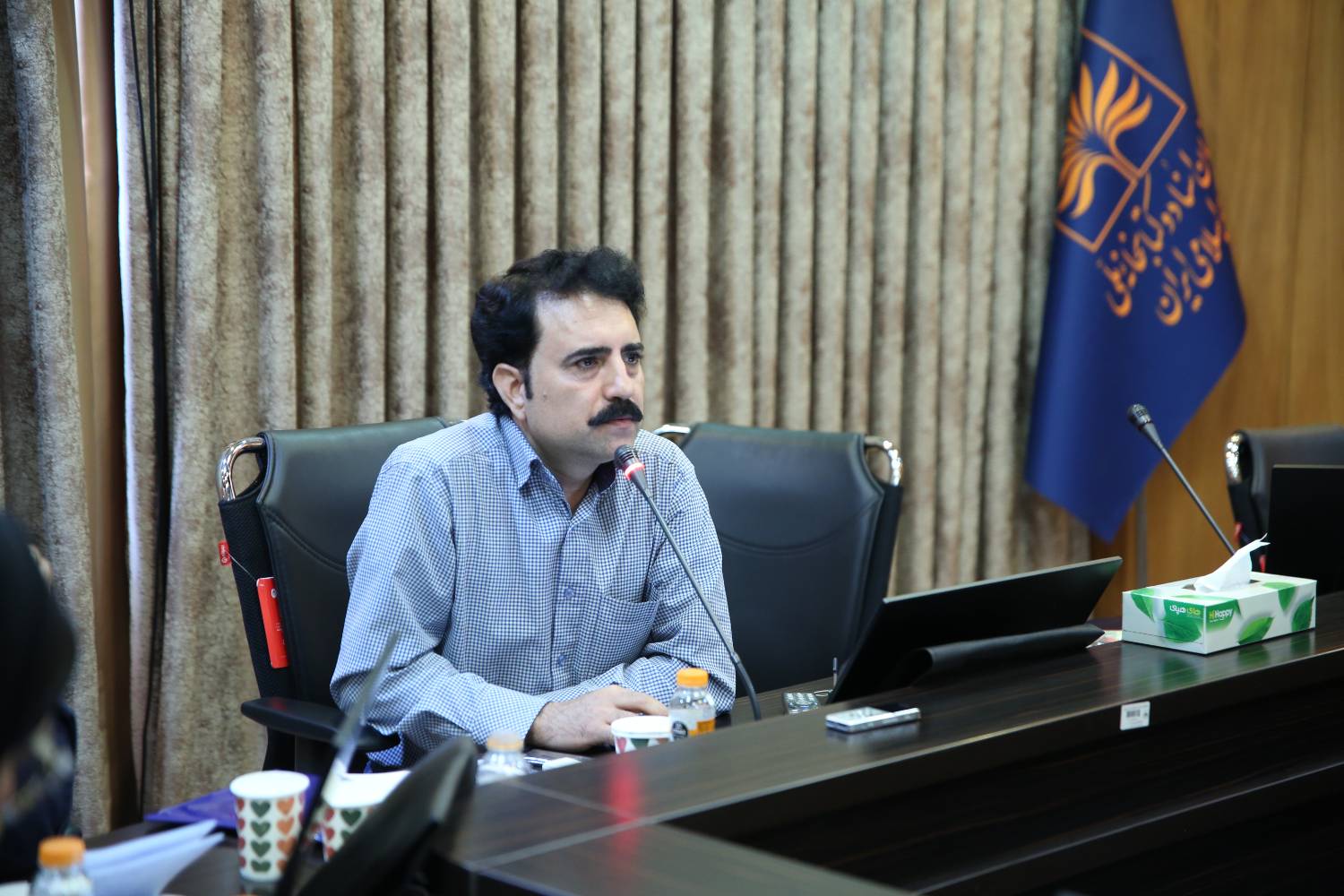 اسناد1