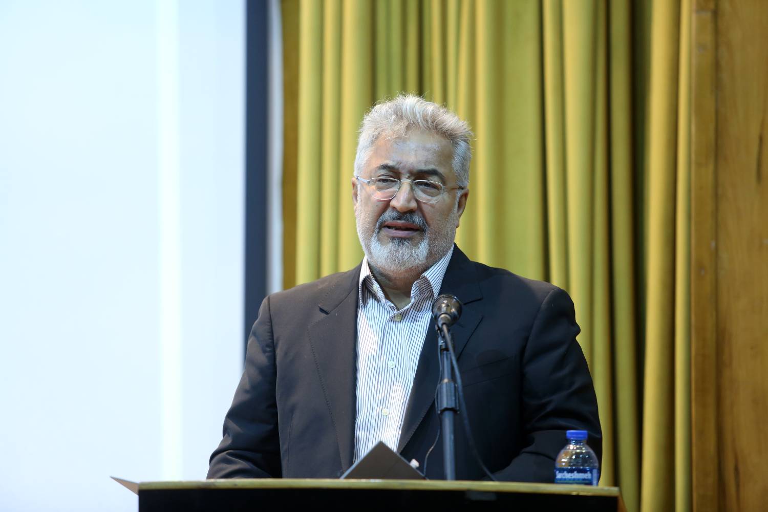 عزیزی