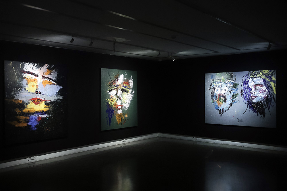 نمایش انفرادی الناز کاظم‌تاش با عنوان «فودوشین» در گالری ثالث