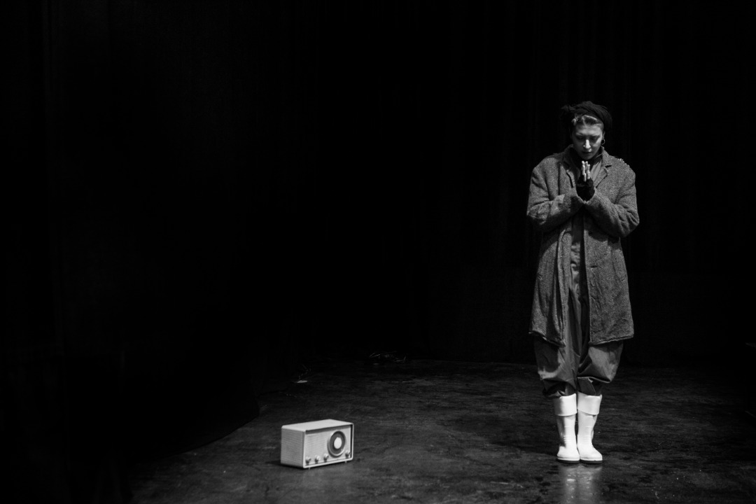 نمایش «می خواستم اسب باشم»