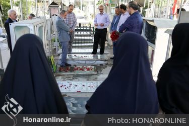 ادای احترام به شهدای والا مقام فرهنگ هنر و رسانه