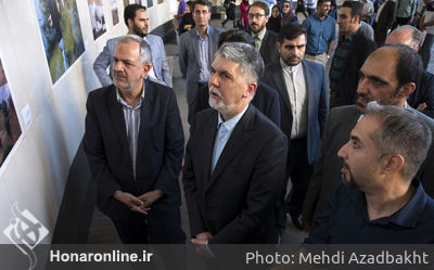 نمایشگاه گروهی "خانه‌ای که سیل برد، مهری که سیل آورد" در ايوان انتظار متروى ميدان وليعصر(عج)