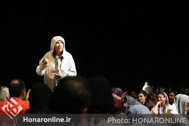 نمایش "یک دقیقه و سیزده ثانیه" در پردیس شهرزاد