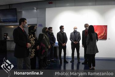 نمایشگاه تلفیقی نقاشی،خط و موسیقی اثر « یلدا دوستی» در گالری پردیس ملت