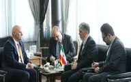 صالحی: جامعه ایرانی نسبت به فرهنگ، اندیشه و هنر آلمان علاقه‌مند است / گفت‌وگوی وزیر ارشاد و سفیر آلمان برای ارسال آثار موزه هنرهای معاصر تهران به برلین