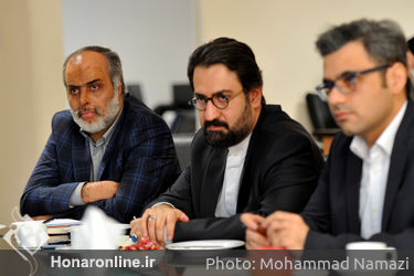 بازدید معاون امور هنری وزیر فرهنگ و ارشاد اسلامی از دبیرخانه سی و سومین جشنواره موسیقی فجر 