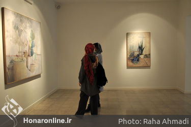 نگار خانه اثر نیلوفر رهنما سایه ها