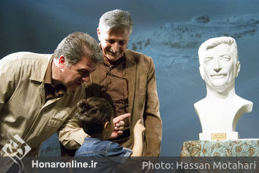 تجلیل از استاد هادی حمیدی و یادی از استاد قسمت خانی در فرهنگسرای نیاوران