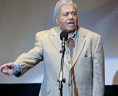 Actor Nasratollah Vahdat Dies at 95