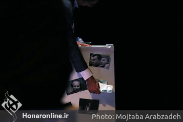 نمایش "مرگ و پنگوئن" در تماشاخانه چهارسو
