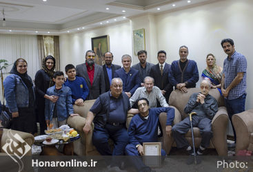 عیادت و تجلیل از استاد موسیقی عبدالوهاب شهیدی
