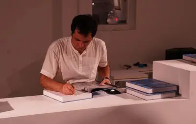 کتاب مونوگرافی شهریار احمدی رونمایی شد