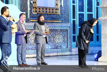 تقدیر از چهره‌های منتخب تئاتر و سینما در هشتمین دوره هنر انقلاب