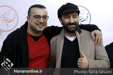 اکران مردمی فیلم "ثبت با سند برابر است" در سینما آفریقا