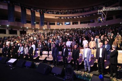  جمشید هاشم‌پور و حجازی‌فر تجلیل شدند