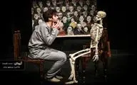 بازیگری که برای جنازه معشوقه‌اش تئاتر اجرا می‌کند / روایت علیرضا اخوان از نمایش 