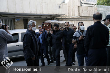 مراسم بدرقه پیکر هوشنگ ابتهاج «سایه»از خانه ارغوان 