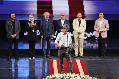 "خجالت نکش"،"شعله ور" و" دارکوب" برگزیده سومین جشنواره سلامت شدند

