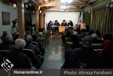 نشست تن آدمی پیوندگاه هنر نقاشی و پزشکی در بیمارستان ایرانمهر