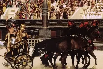 بدلکاری در «گلادیاتور۲» حادثه آفرید/ ۶ خدمه راهی بیمارستان شدند
