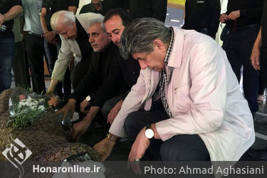 مراسم تشییع پیکر مهدی آرین‌نژاد دوبلور پیشکسوت 