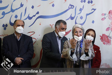 جشن تولد هنرمندان پیشکسوت متولد آبان ماه