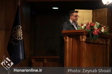 نشست هم‌اندیشی طراحان و تولیدکنندگان بخش طراحی لباس جشنواره فجر