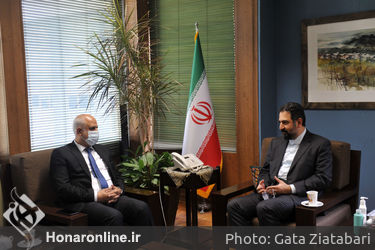 دیدار نماینده وزارت فرهنگ و رهبر ارکستر لبنان با سیدمحمدمجتبی حسینی