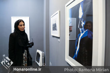 نمایشگاه گروهی عکس با نام "لبخند باشکوه اکبر رادی" در گالری آریا