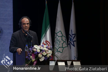 مراسم یادبود هنرمندان درگذشته سال 1395 در تالار ایوان شمس‎