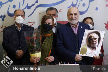 جشن تولد هنرمندان پیشکسوت متولد آبان ماه