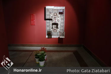 چیدمان دهمین جشنواره بین المللی هنرهای تجسمی فجر