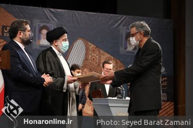 اختتامیه سی‌ونهمین جایزه کتاب سال در تالار وحدت
