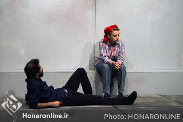 نمایش "آنشرلی با موهای خیلی قرمز" در تالار مولوی
