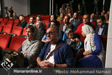 ضیافت شام هنرآنلاین برای خبرنگاران خارجی مقیم تهران و میهمان بیست و سومین نمایشگاه مطبوعات