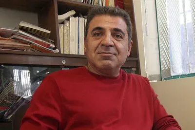 حسین بکایی درباره تاریخ ایران دایره‌المعارف نوشت