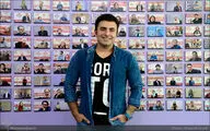 همین که بگویند شعرهایش زیباست، برایم کافی است / از 