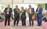 تجلیل از 12 پیشکسوت عرصه هنرهای نمایشی در هفته تئاتر