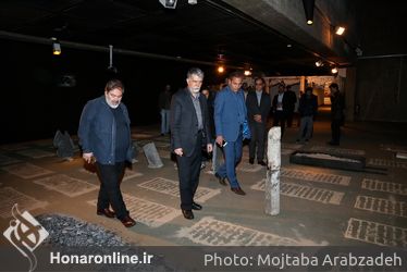 بازديد وزير ارشاد از نمايشگاه دوسالانه مجسمه سازي در موزه هنرهاي معاصر