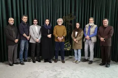 رقابت سیمرغ به روایت اعضای هیئت انتخاب سینمای ایران فیلم فجر ۴۳/سالی متفاوت برای معرفی پدیده‌ها