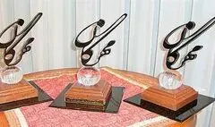 برگزیدگان جایزه مهرگان ادب معرفی شدند