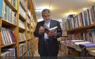 کتاب‌گردی وزیر ارشاد به همراه هنرمندان / از صحبت‌های درگوشی سهیل محمودی و مسجد جامعی تا عکس یادگاری لیلی گلستان و بهزاد فراهانی / گزارش تصویری
