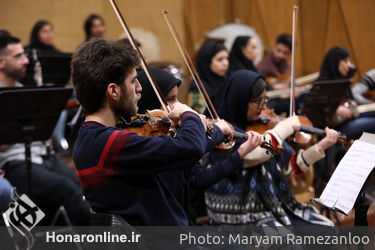 تمرین ارکستر ملی به رهبری فریدون شهبازیان در تالار رودکی