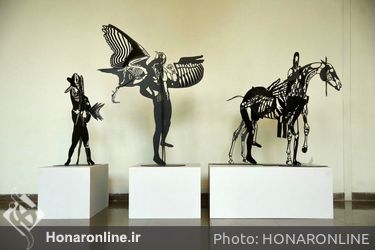 تحویل آثار هشتمین دوسالانه مجسمه‌سازی تهران در تالار وحدت