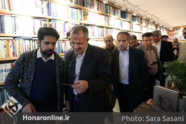 زاد روز و امضای کتاب داریوش اسدزاده در خانه فرهنگ و هنر گویا