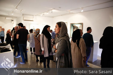 نمایشگاه مجموعه آثار کامبیز درم بخش با عنوان "سورپرایز" در گالری ویستا
