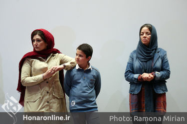 اکران مردمی فیلم "آستیگمات" در باغ کتاب