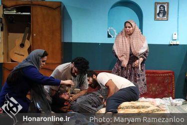 نمایش «هملت پشت کوهی» در سالن چهارسو