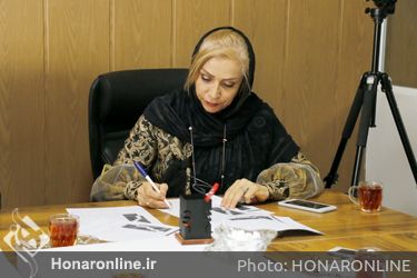 داوری نخستین مسابقه سراسری طراحی پوشاک مدارس