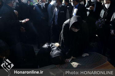 آرامگاه فردوسی در تعزیت آواز مردم ایران / وداع با خسرو خوبان محمدرضا شجریان
